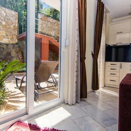 Lemon Villa Hotel (Adults Only) 3*