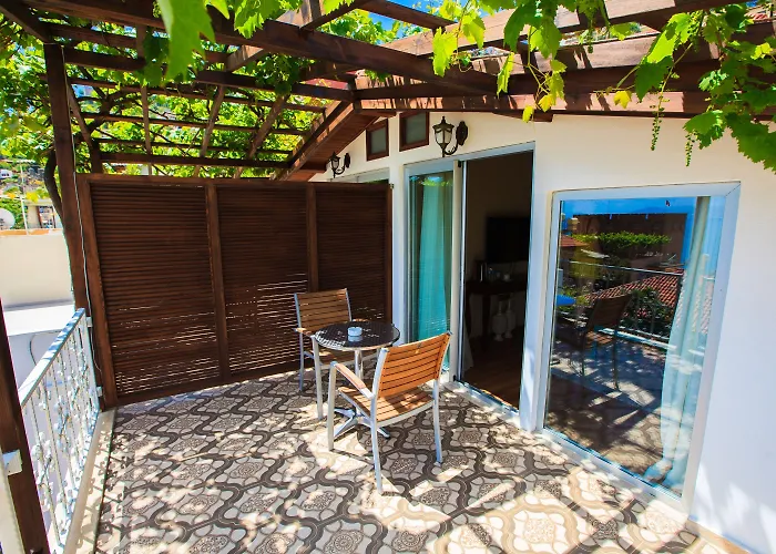 מלון Lemon (adults Only) 2*