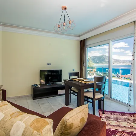 Lemon Villa Hotel (Adults Only) 3*